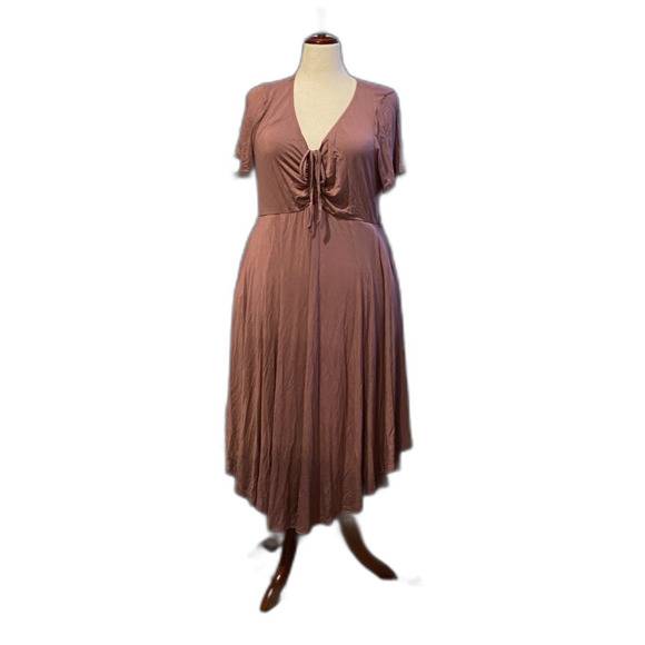 Torrid Midi Super Soft Shirred Front Dress, Size 2X, in Rose Taupe - Picture 3 of 7